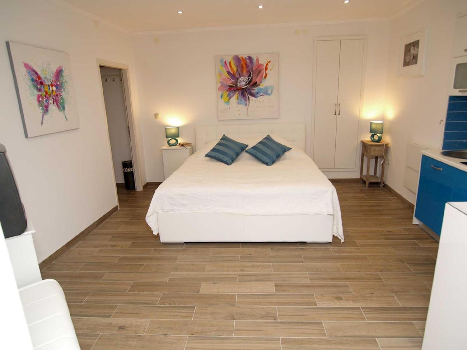 Studio Lorena Mali Lošinj Esterno foto